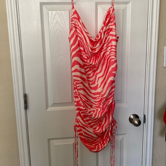 BELLUCI - Picture 2 of 8